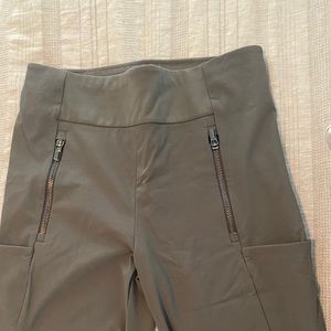 Athleta cargo pant